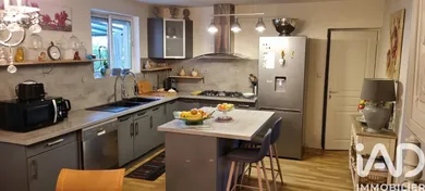 Maison à Saint-Denis-de-Pile (33910)