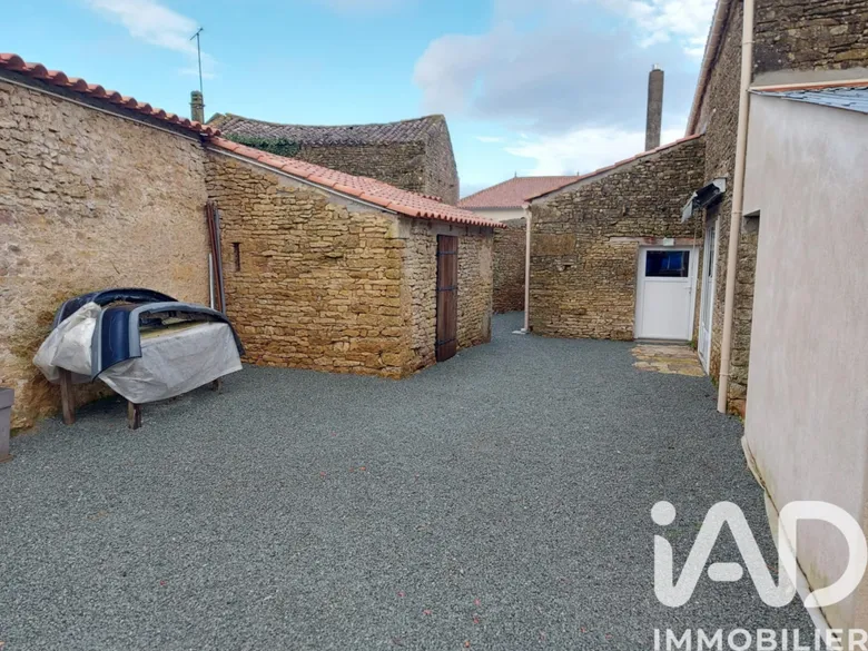 Maison 4 pièces 90 m² · à Bazoges-en-Pareds · 90 m² · 152 000 €