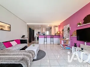 Apartment at Le Plessis-Trévise (94420)