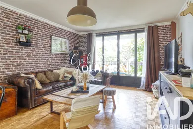 Apartment in Montmorency (95160)