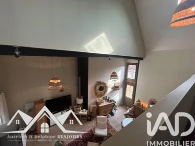 House at Coulombs (28210)