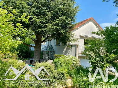 House at Senantes (28210)