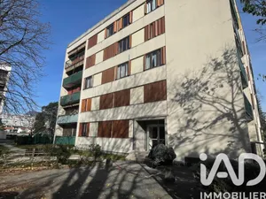 Apartment in Fontaine (38600)