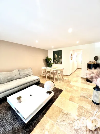 Appartement à Sainte-Maxime (83120)