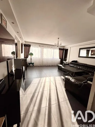 Apartment at Sarcelles (95200)