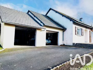 House at Lafeuillade-en-Vézie (15130)