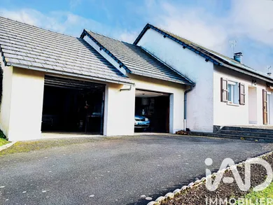 House at Lafeuillade-en-Vézie (15130)