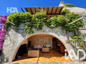 Immeuble à Le Lavandou (83980)