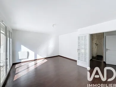 Apartment in Livry-Gargan (93190)