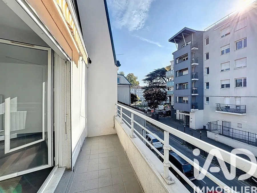 Appartement à Livry-Gargan (93190) photo 3