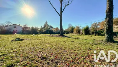 Terrain à bâtir à Mérignac (33700)