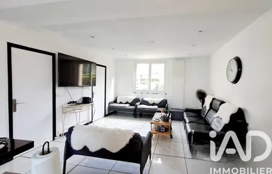 House at Saint-Chamond (42400)