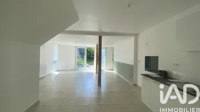 Appartement à Salouël (80480)