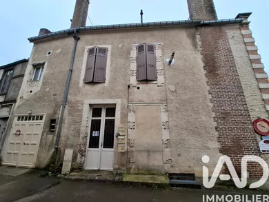 Building in Les Riceys (10340)