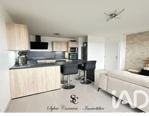 Apartment at Les Ulis (91940)