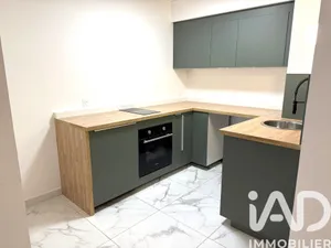 Apartment at Reims (51100)