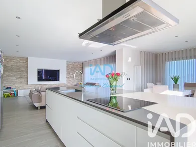 Architectural house in Guignes (77390)