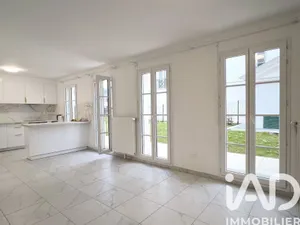 House at Serris (77700)