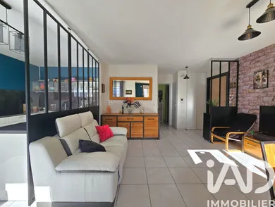 Appartement à Bassens (73000)