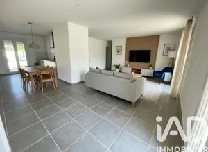 Traditional house at Bouc-Bel-Air (13320)