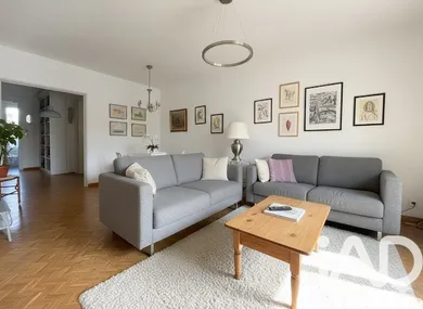 Apartment at Aix-en-Provence (13290)