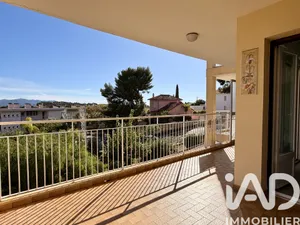 Apartment at Sanary-sur-Mer (83110)