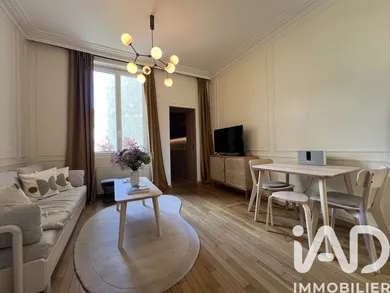 Apartment at Reims (51100)