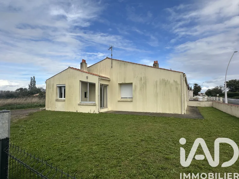 Maison 4 pièces 106 m² · à Les Sables-d'Olonne · 106,3 m² · 235 000 €