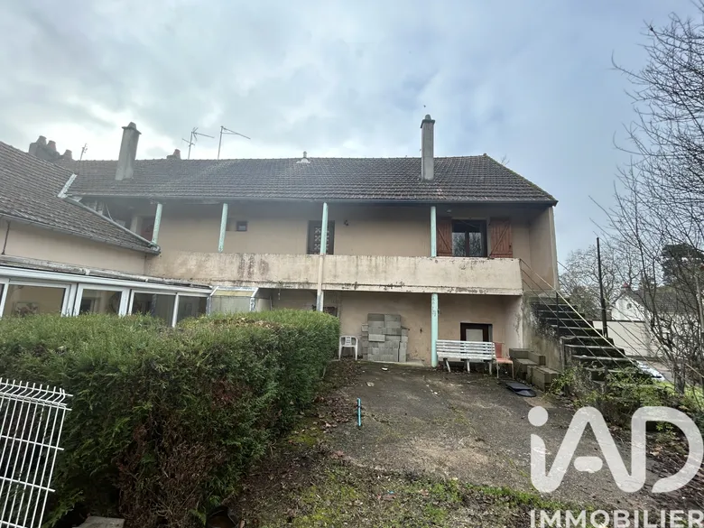 Maison 4 pièces 102 m² · à Épinac · 102 m² · 45 000 €