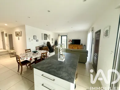 Appartement à Fraisses (42490)
