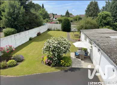 Traditional house at Rumigny (80680)