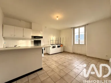 Appartement à Signes (83870)