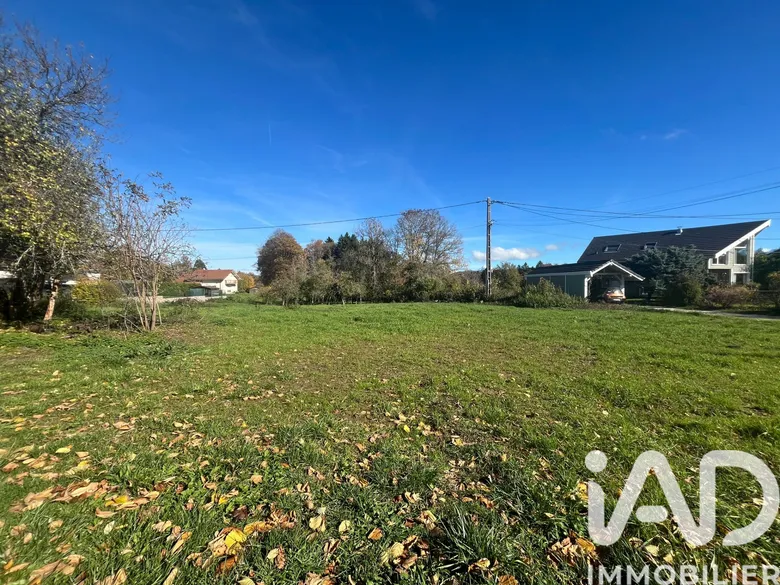 Terrain à Arbusigny (74930) · 178 000 €