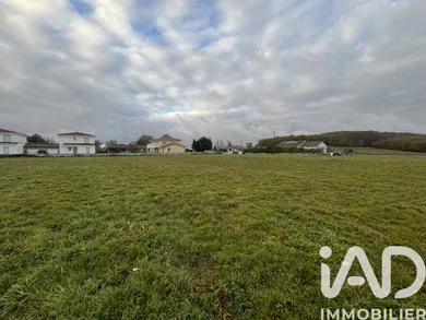 Land at Vacquiers (31340)