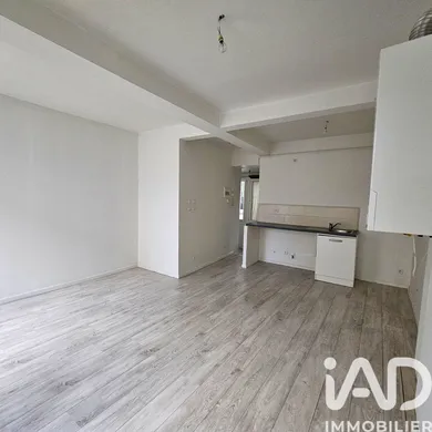 Apartment in Saint-Étienne (42000)