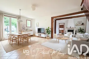 House in Saint-Martin-la-Garenne (78520)