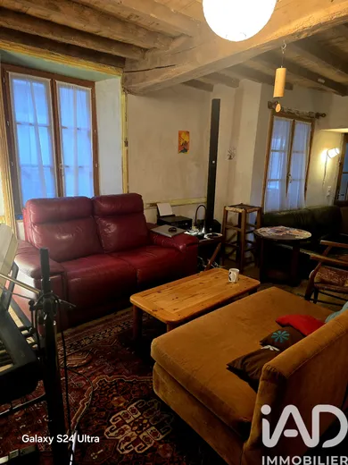 Maison de village à Chambost-Longessaigne (69770)