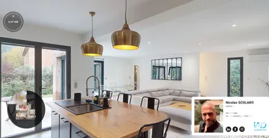 Traditional house at Mazan (84380)