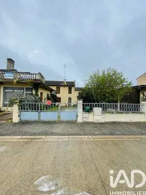 Immeuble à Sainte-Foy-la-Grande (33220)