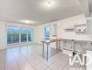 Apartment in Mérignac (33700)