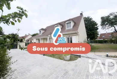 Maison à Saint-Vrain (91770)