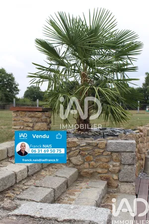 Longere at Neau (53150)