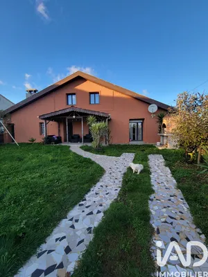 House in Tauriac (33710)