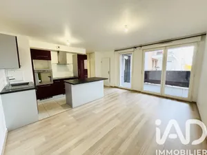 Apartment at Massy (91300)