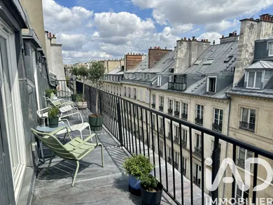 Appartement à Paris (75008)