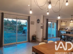 Maison à Tuffalun (49700)