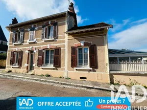 House at Épineuil (89700)