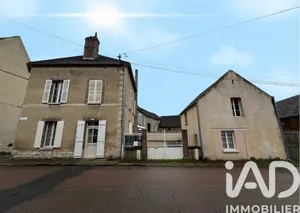 Immeuble à Lorrez-le-Bocage-Préaux (77710)