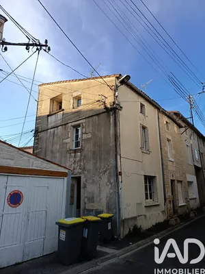 Immeuble à Niort (79000)