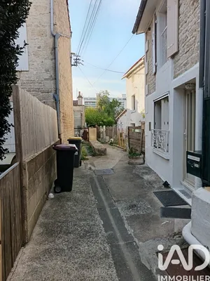 Building in Niort (79000)